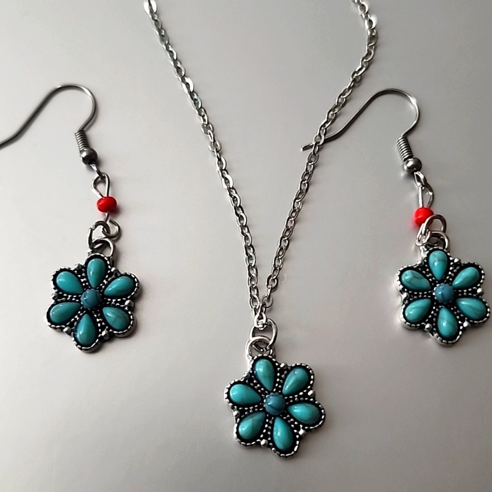 BOHO Simulated Turquoise  EARRING NECKLACE SET